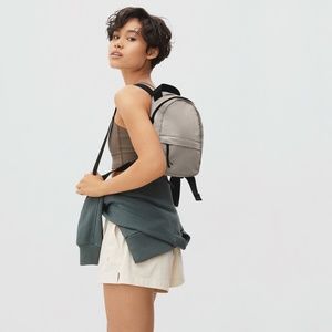Everlane The Mini Backpack - Earl Grey